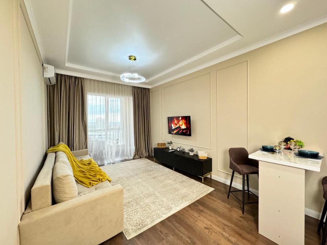 2 Apartment, жк комфорт сити, Flat 137 Apartment